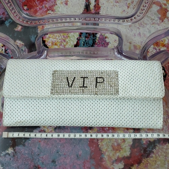 New VIP Crystal Leather Clutch with "Velvet Rope" - Picture 6 of 7